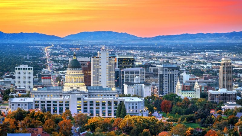 Salt Lake City, Utah is a best place to live with an online business degree.